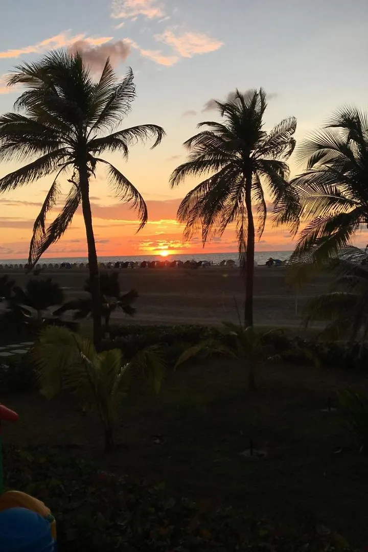 アパート Apartamento Confort Frente A La Playa En Cartagena!