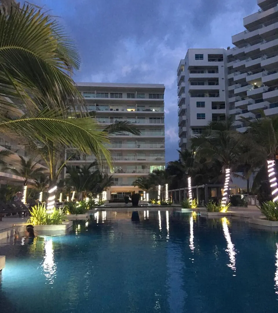 アパート Apartamento Confort Frente A La Playa En Cartagena! コロンビア